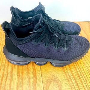 Nike LeBron  16 Low Triple Black 2019 Men’s shoes 7.5
